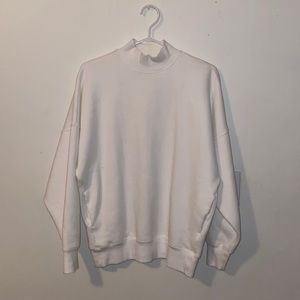 White turtle neck sweat shirt